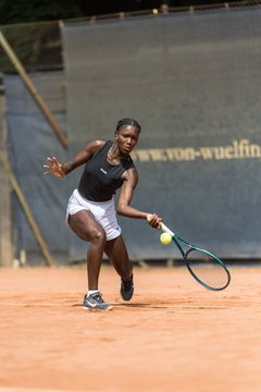 Noma Noha Akugue 24 - BL DTV Hannover - Der Club an der Alster : Ergebnis: 2:7